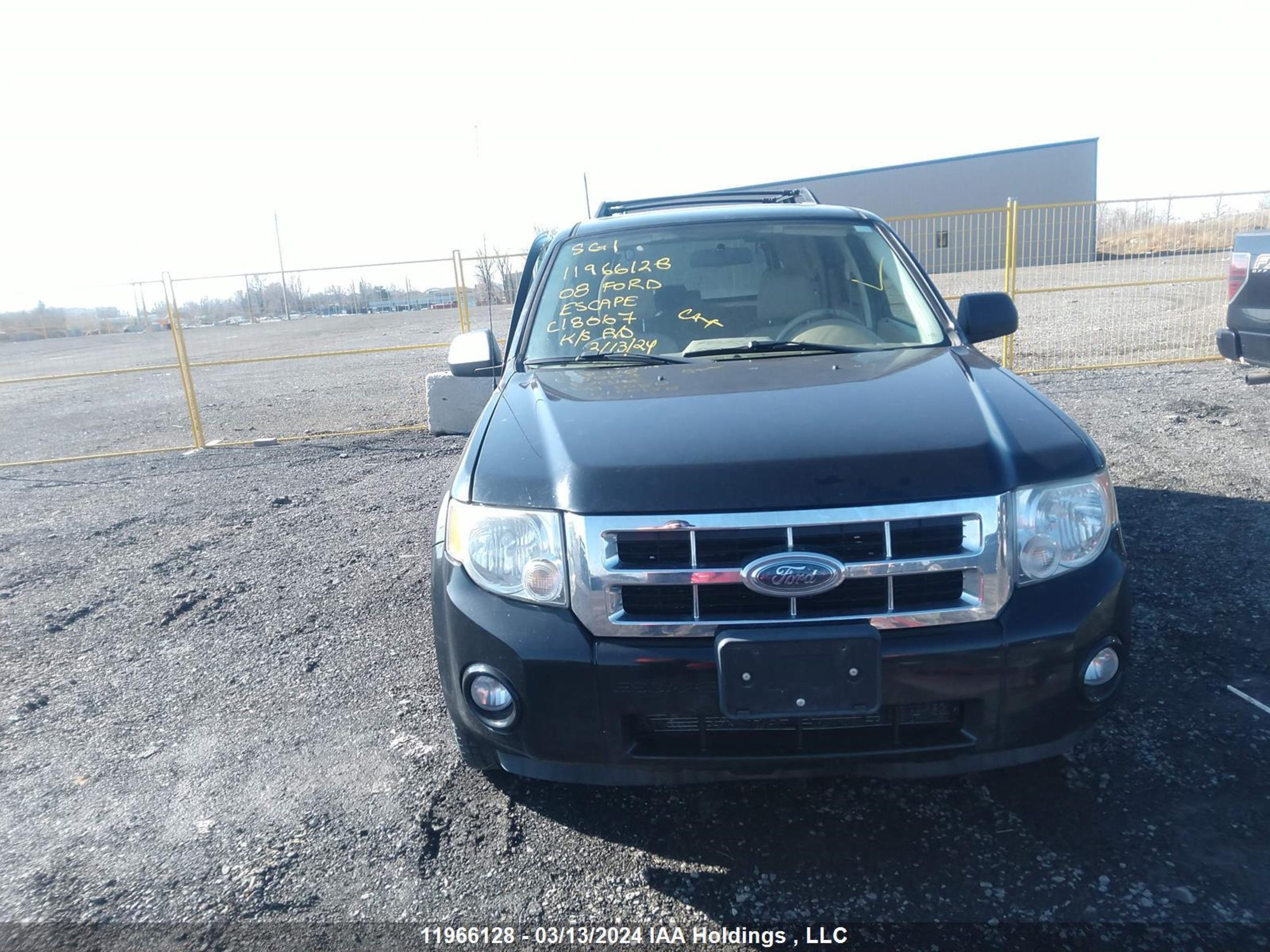 Photo 11 VIN: 1FMCU93158KC18067 - FORD ESCAPE 