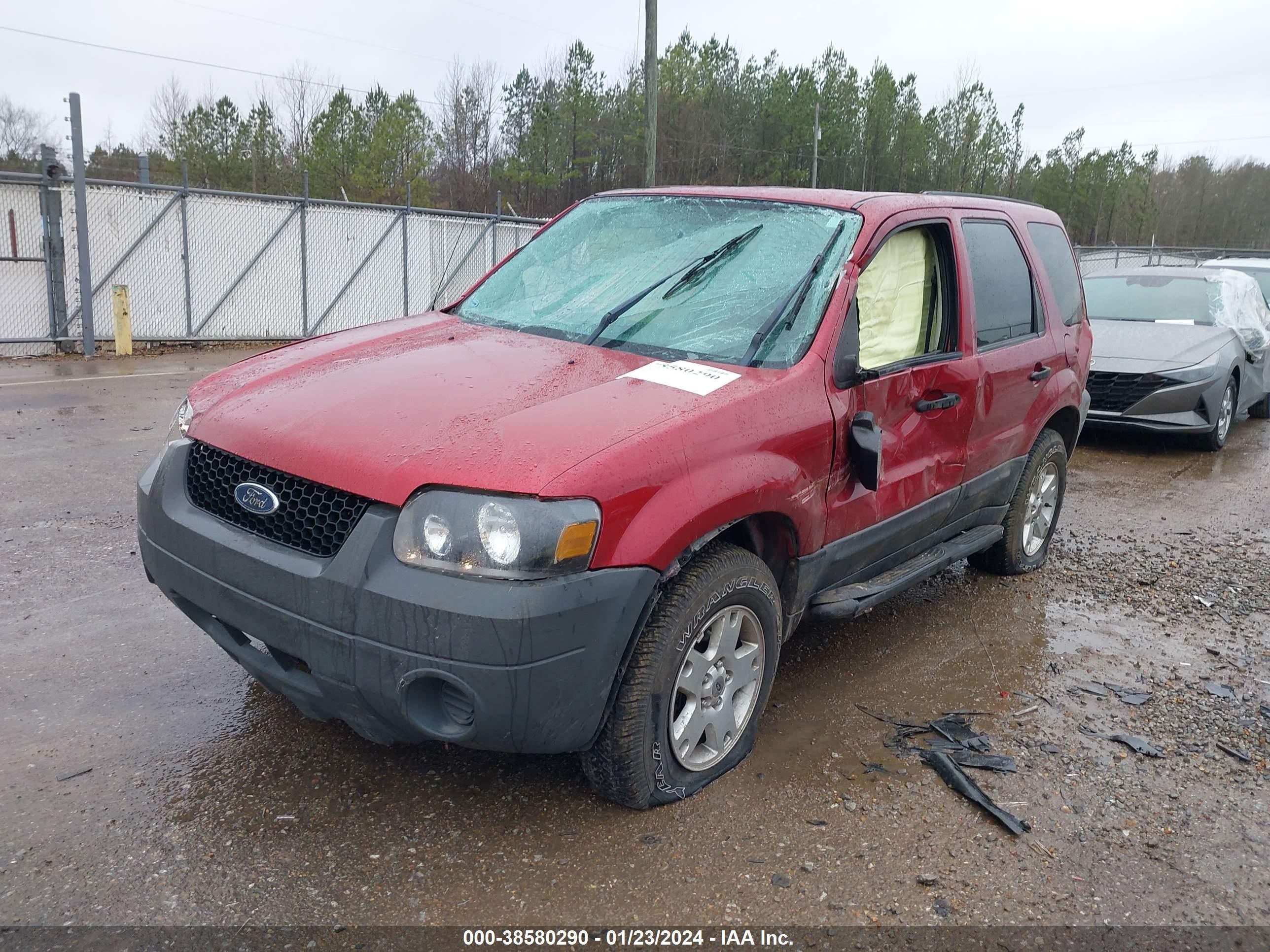 Photo 1 VIN: 1FMCU93165KA44568 - FORD ESCAPE 