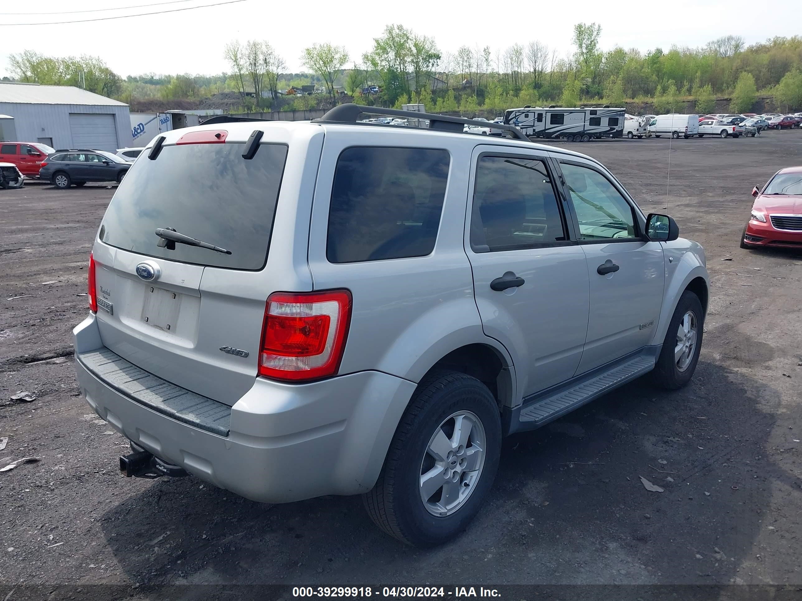 Photo 3 VIN: 1FMCU93168KA46907 - FORD ESCAPE 