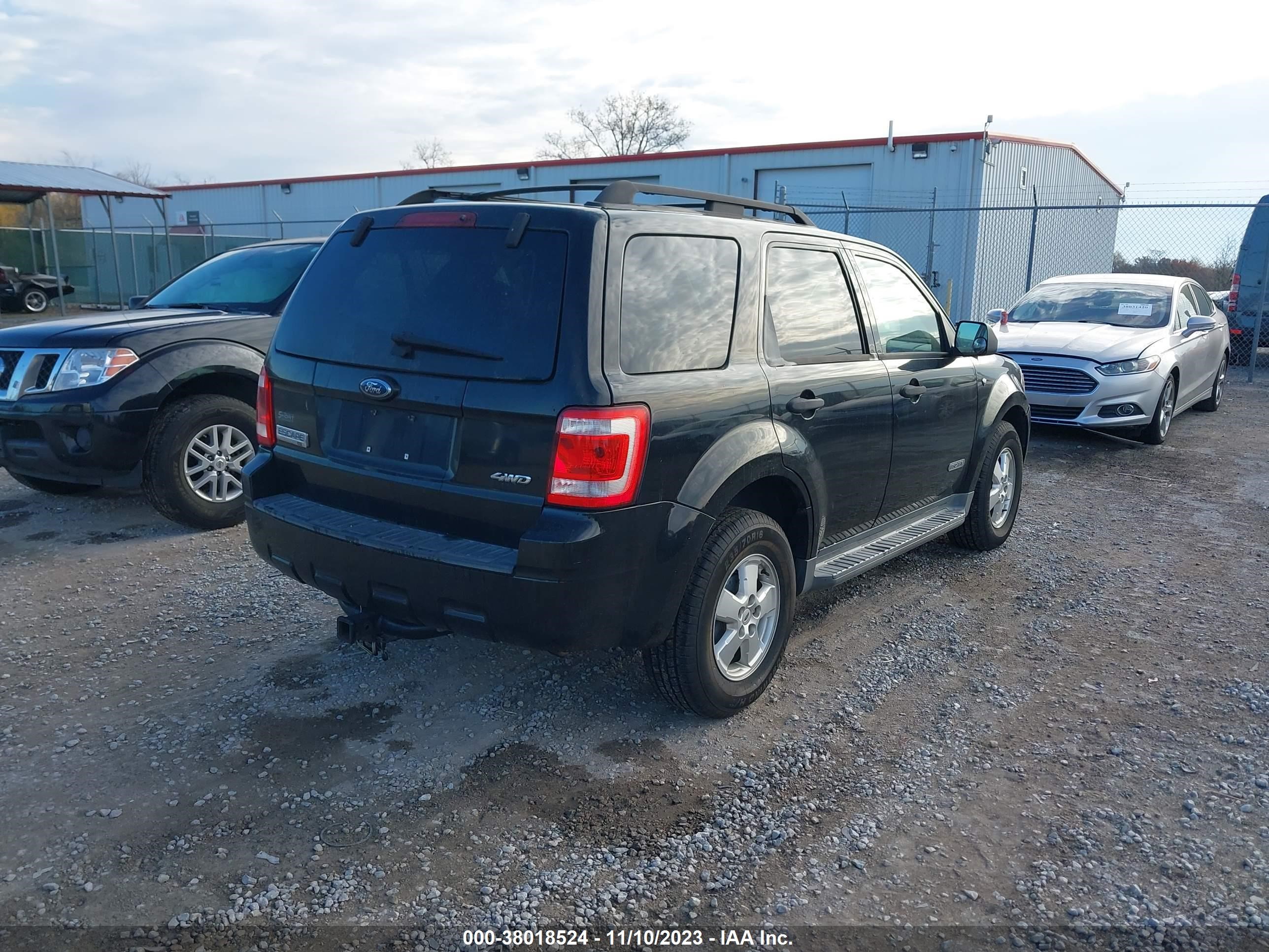 Photo 3 VIN: 1FMCU93168KB61524 - FORD ESCAPE 