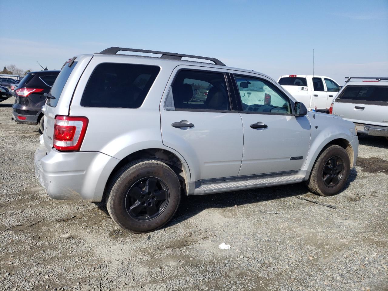 Photo 2 VIN: 1FMCU93168KD57740 - FORD ESCAPE 