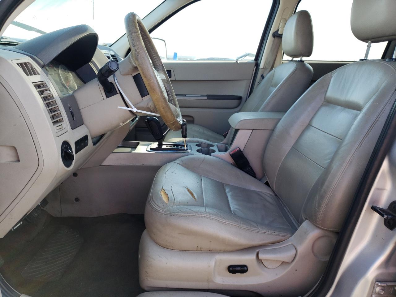 Photo 6 VIN: 1FMCU93168KD57740 - FORD ESCAPE 