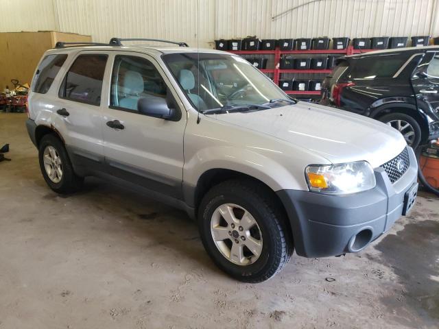 Photo 3 VIN: 1FMCU93175KC72207 - FORD ESCAPE XLT 