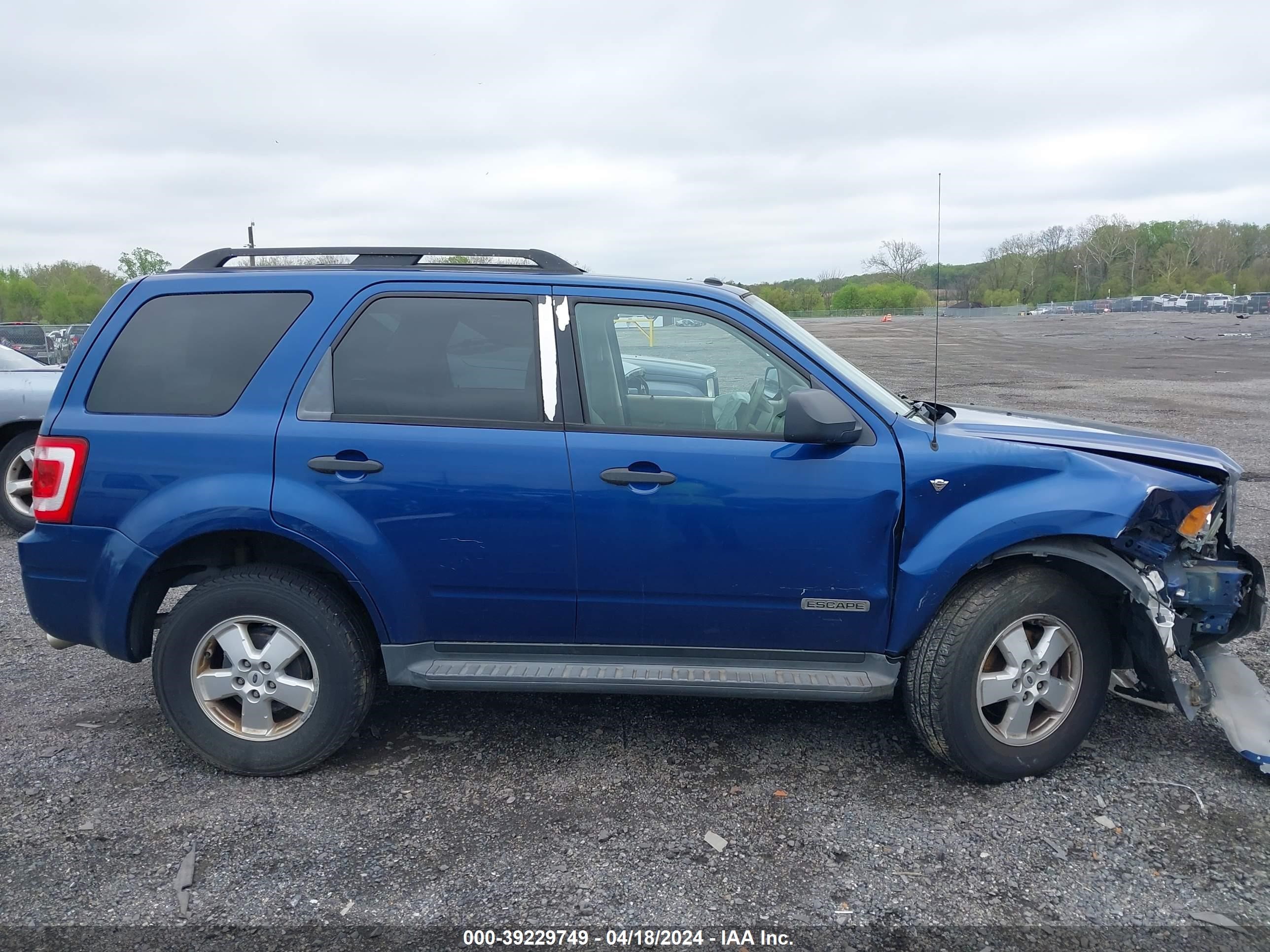 Photo 13 VIN: 1FMCU93178KA34555 - FORD ESCAPE 