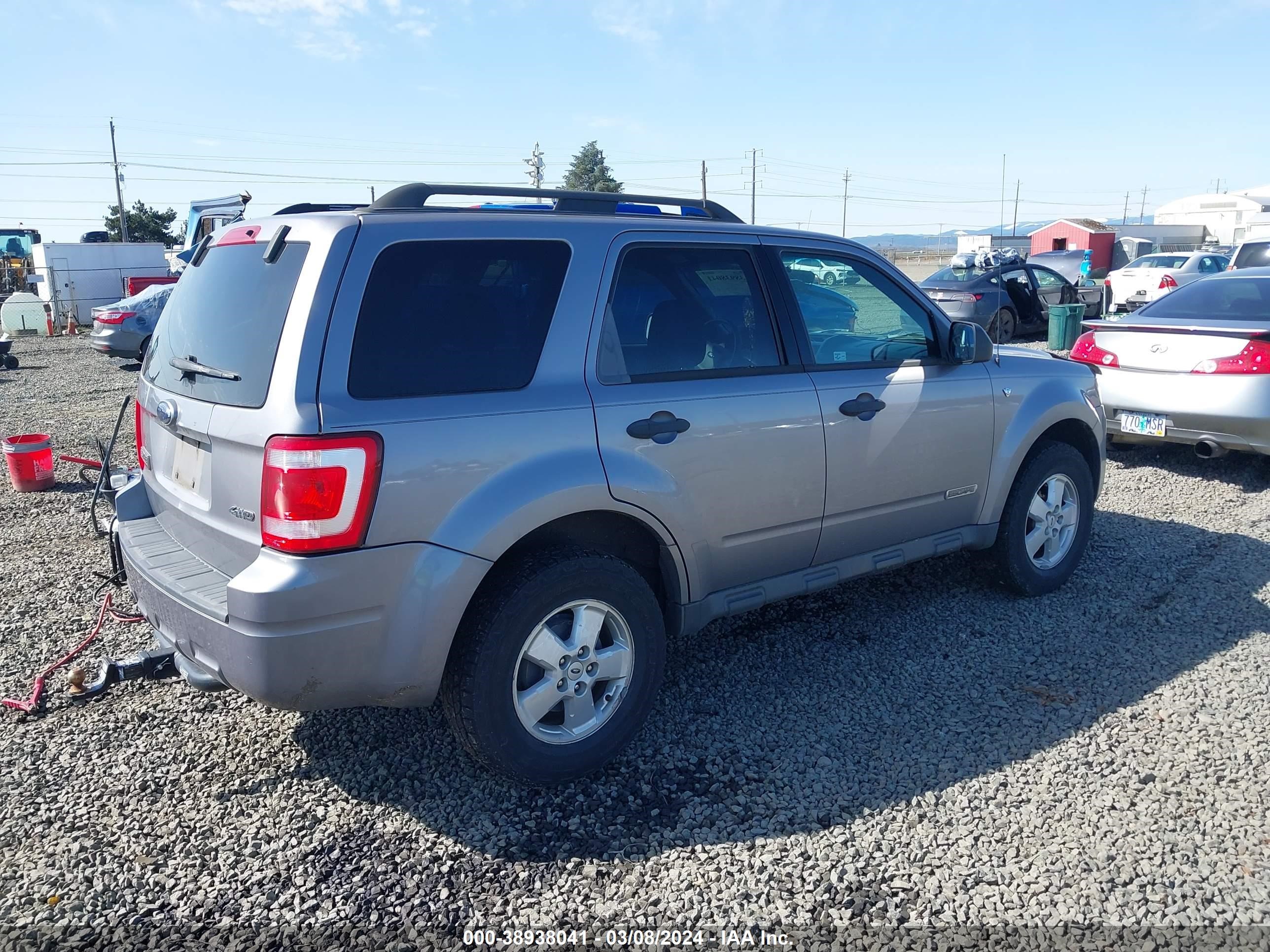 Photo 3 VIN: 1FMCU93178KD56306 - FORD ESCAPE 