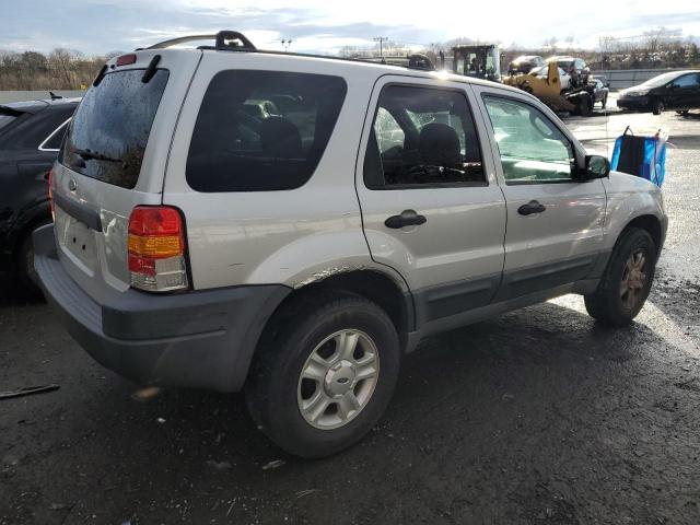 Photo 2 VIN: 1FMCU93183KB09854 - FORD ESCAPE 