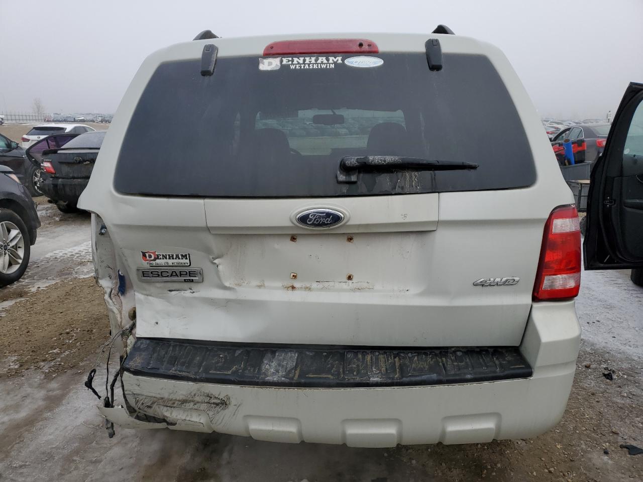 Photo 5 VIN: 1FMCU93188KE81430 - FORD ESCAPE 