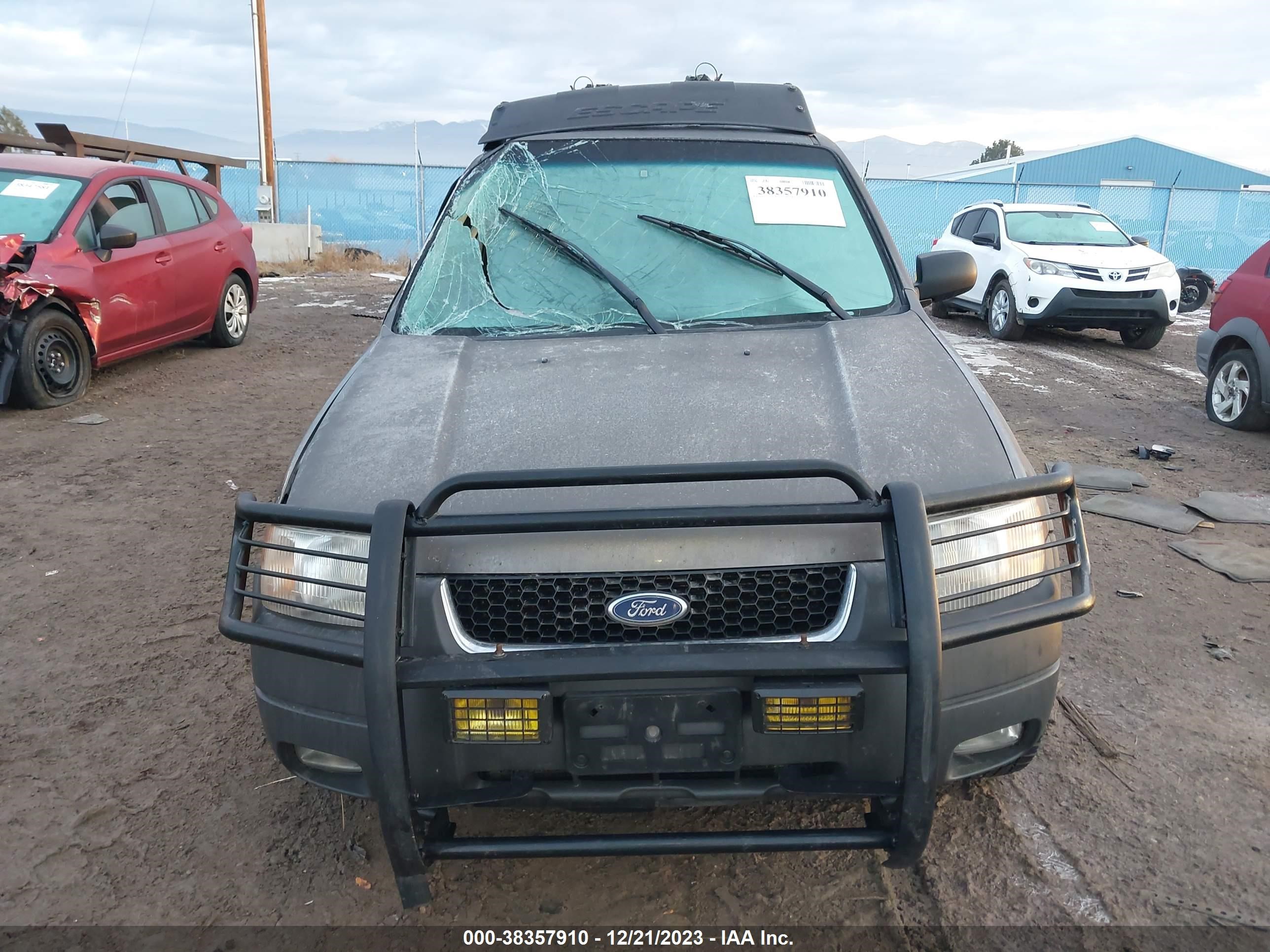 Photo 12 VIN: 1FMCU93193KB02685 - FORD ESCAPE 