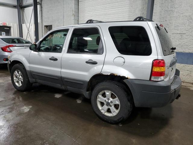 Photo 1 VIN: 1FMCU93195KD75872 - FORD ESCAPE 