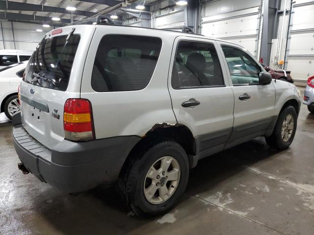 Photo 2 VIN: 1FMCU93195KD75872 - FORD ESCAPE 