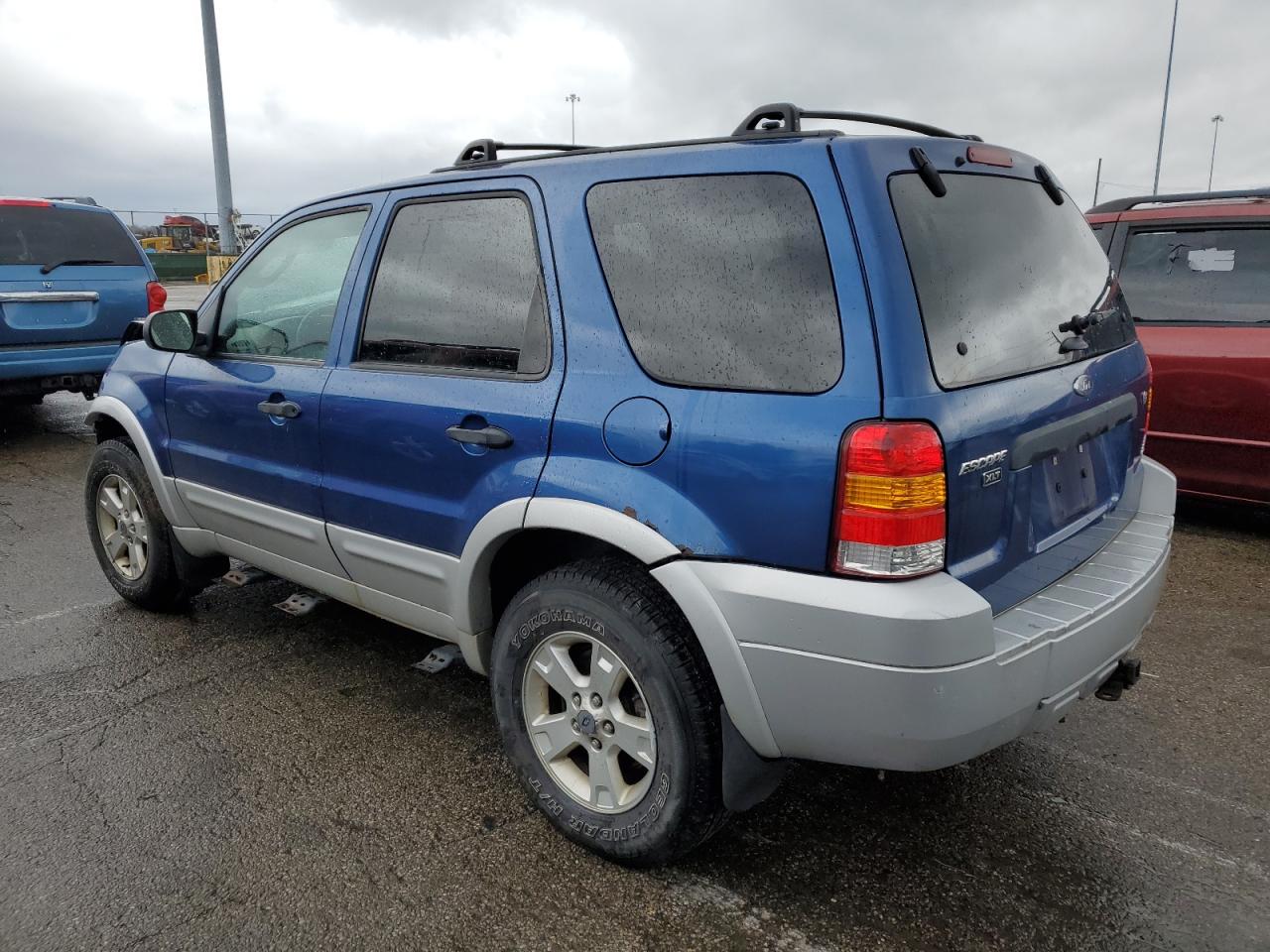 Photo 1 VIN: 1FMCU93197KB36289 - FORD ESCAPE 