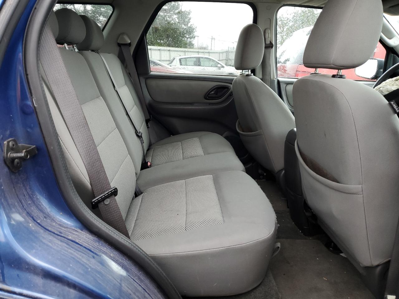 Photo 9 VIN: 1FMCU93197KB36289 - FORD ESCAPE 