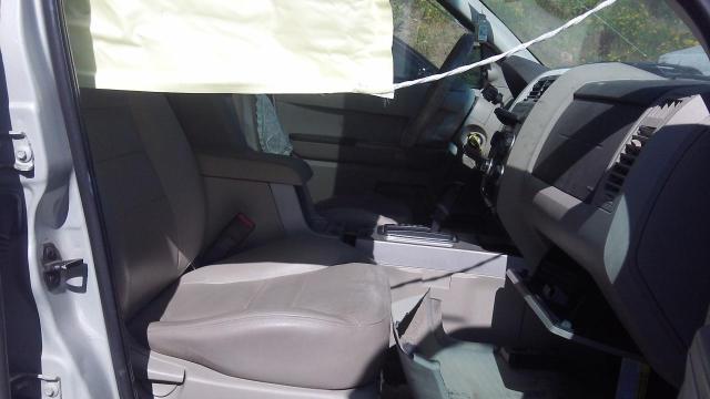 Photo 5 VIN: 1FMCU93198KA74684 - FORD ESCAPE 