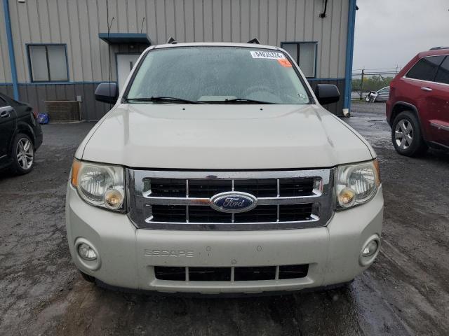 Photo 4 VIN: 1FMCU93198KB84828 - FORD ESCAPE 