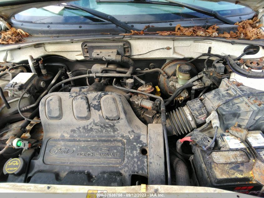 Photo 9 VIN: 1FMCU931X3KA34185 - FORD ESCAPE 