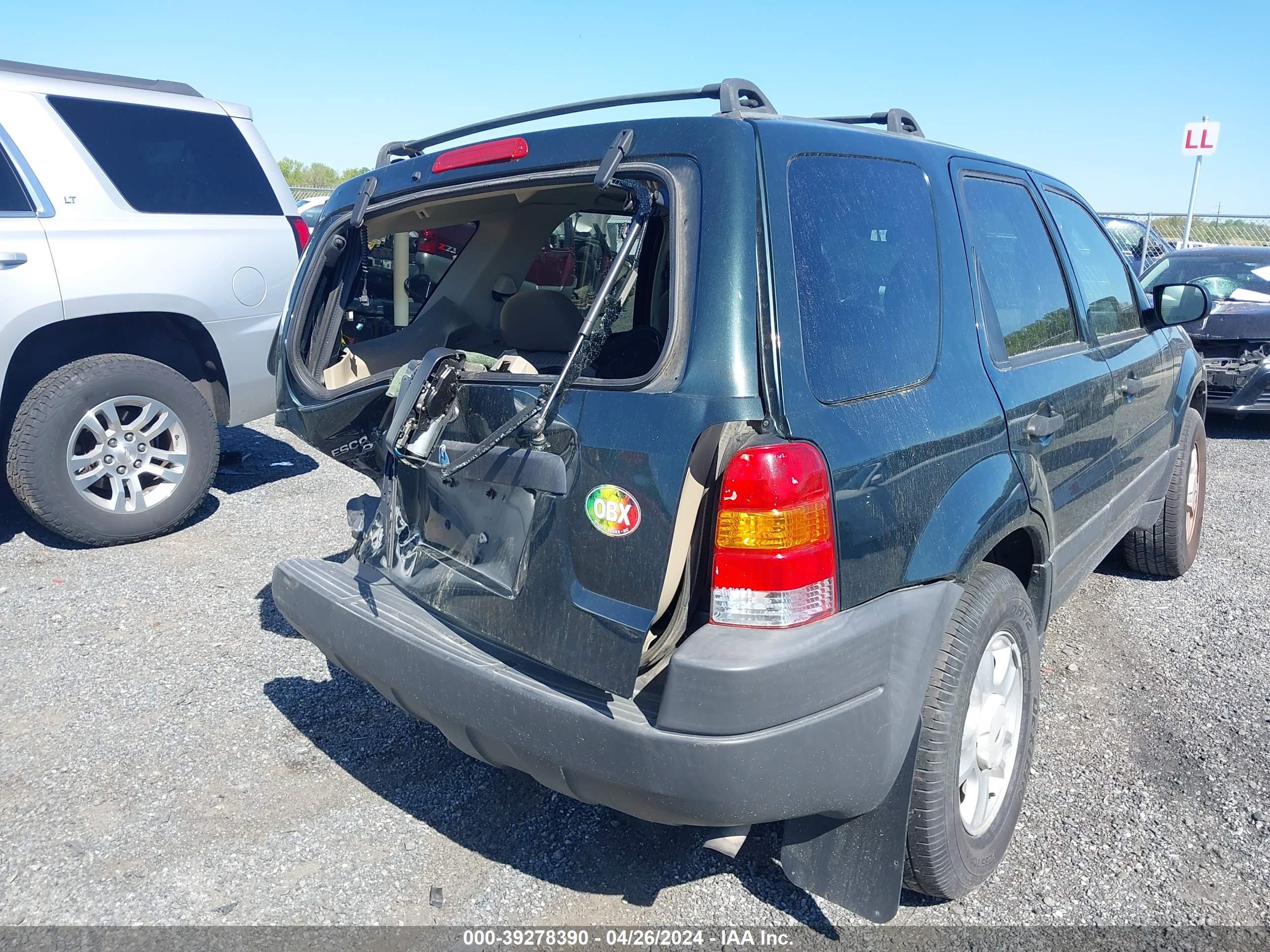 Photo 5 VIN: 1FMCU931X4DA12841 - FORD ESCAPE 