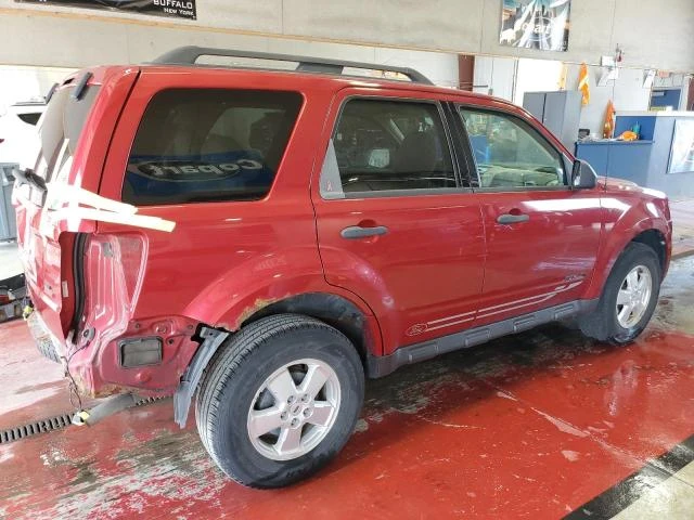 Photo 2 VIN: 1FMCU931X8KE63415 - FORD ESCAPE XLT 