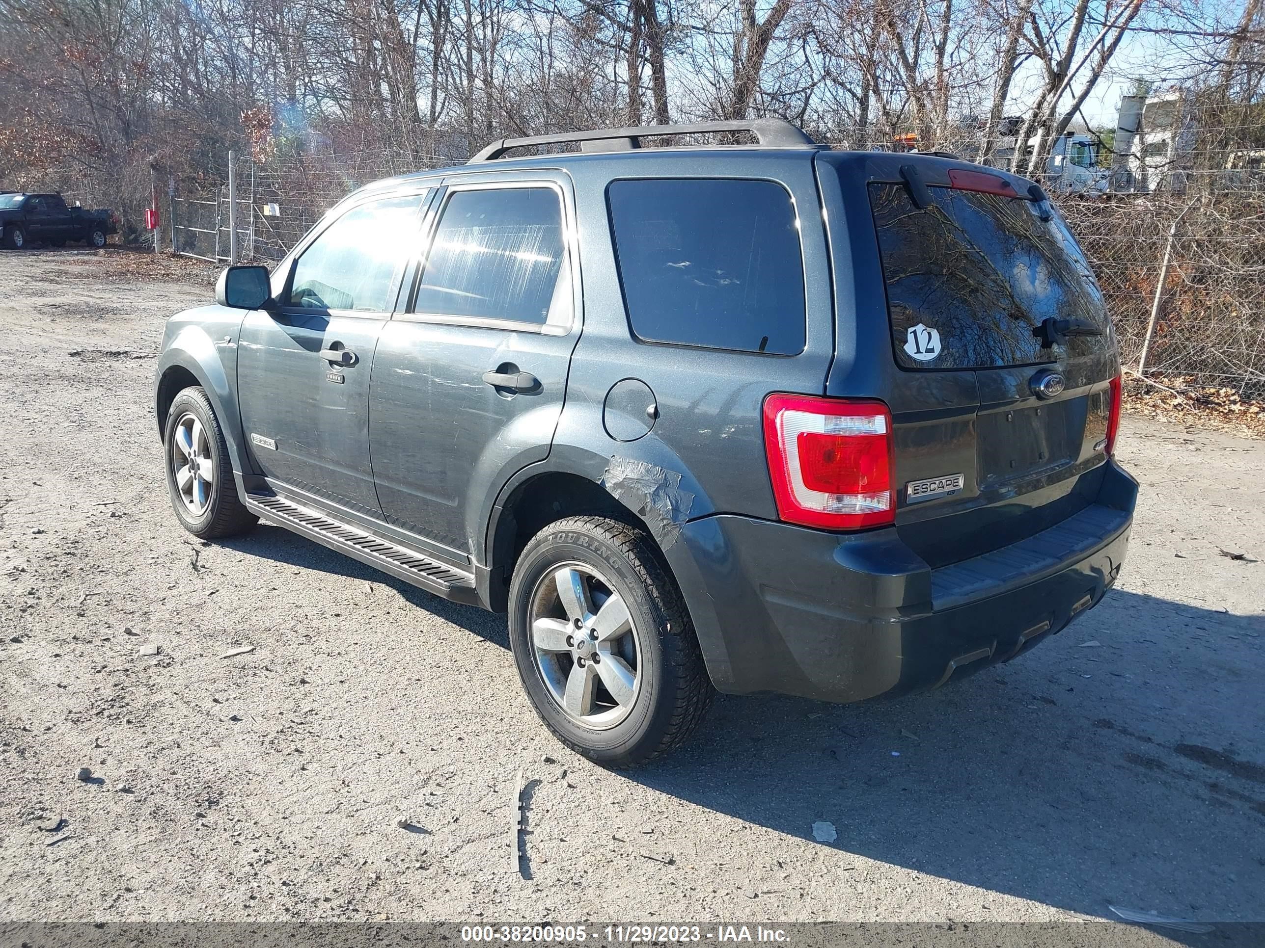 Photo 2 VIN: 1FMCU931X8KE78741 - FORD ESCAPE 