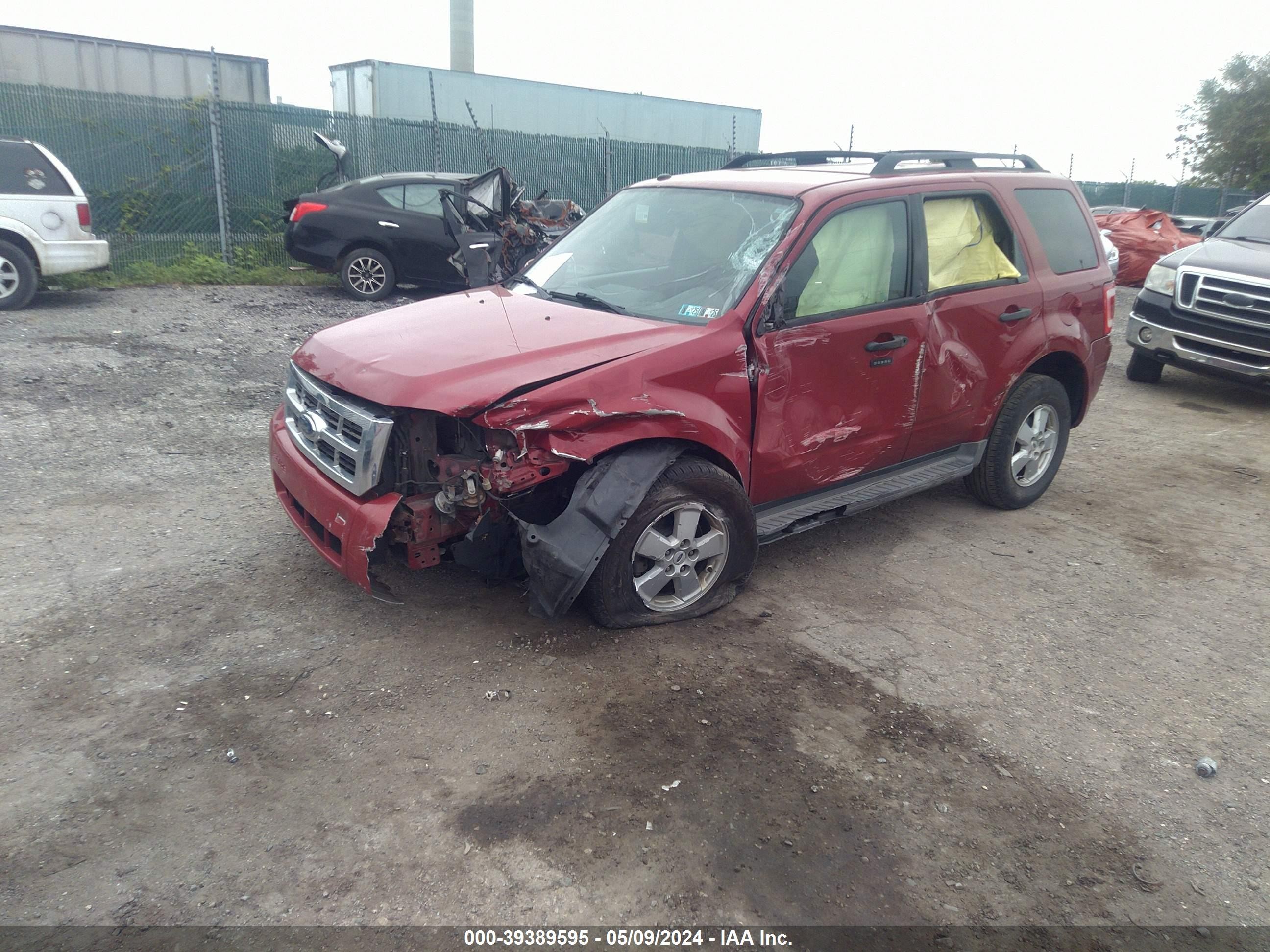 Photo 1 VIN: 1FMCU93719KC65876 - FORD ESCAPE 