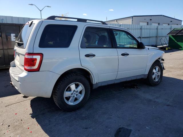 Photo 2 VIN: 1FMCU93G09KB11403 - FORD ESCAPE 