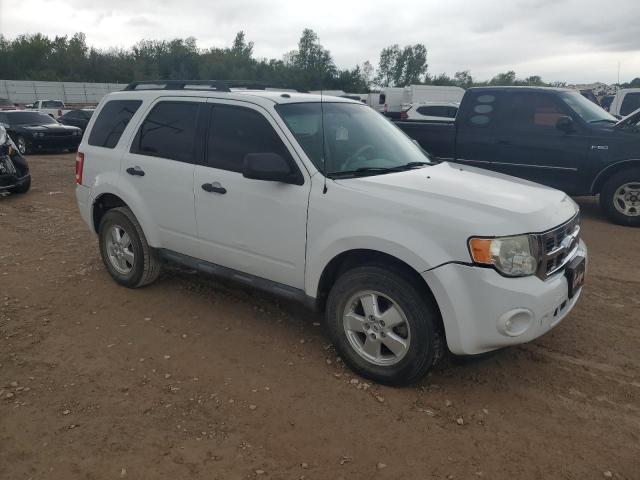 Photo 3 VIN: 1FMCU93G09KC96827 - FORD ESCAPE XLT 