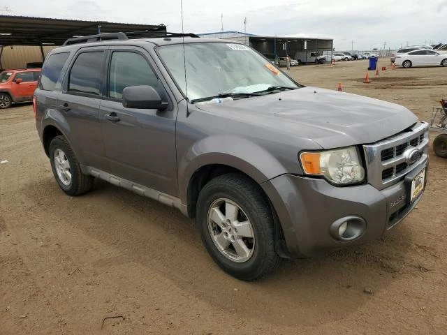 Photo 3 VIN: 1FMCU93G39KA17998 - FORD ESCAPE XLT 