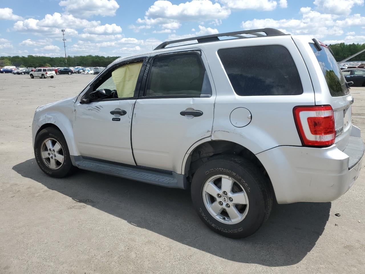 Photo 1 VIN: 1FMCU93G39KA51309 - FORD ESCAPE 