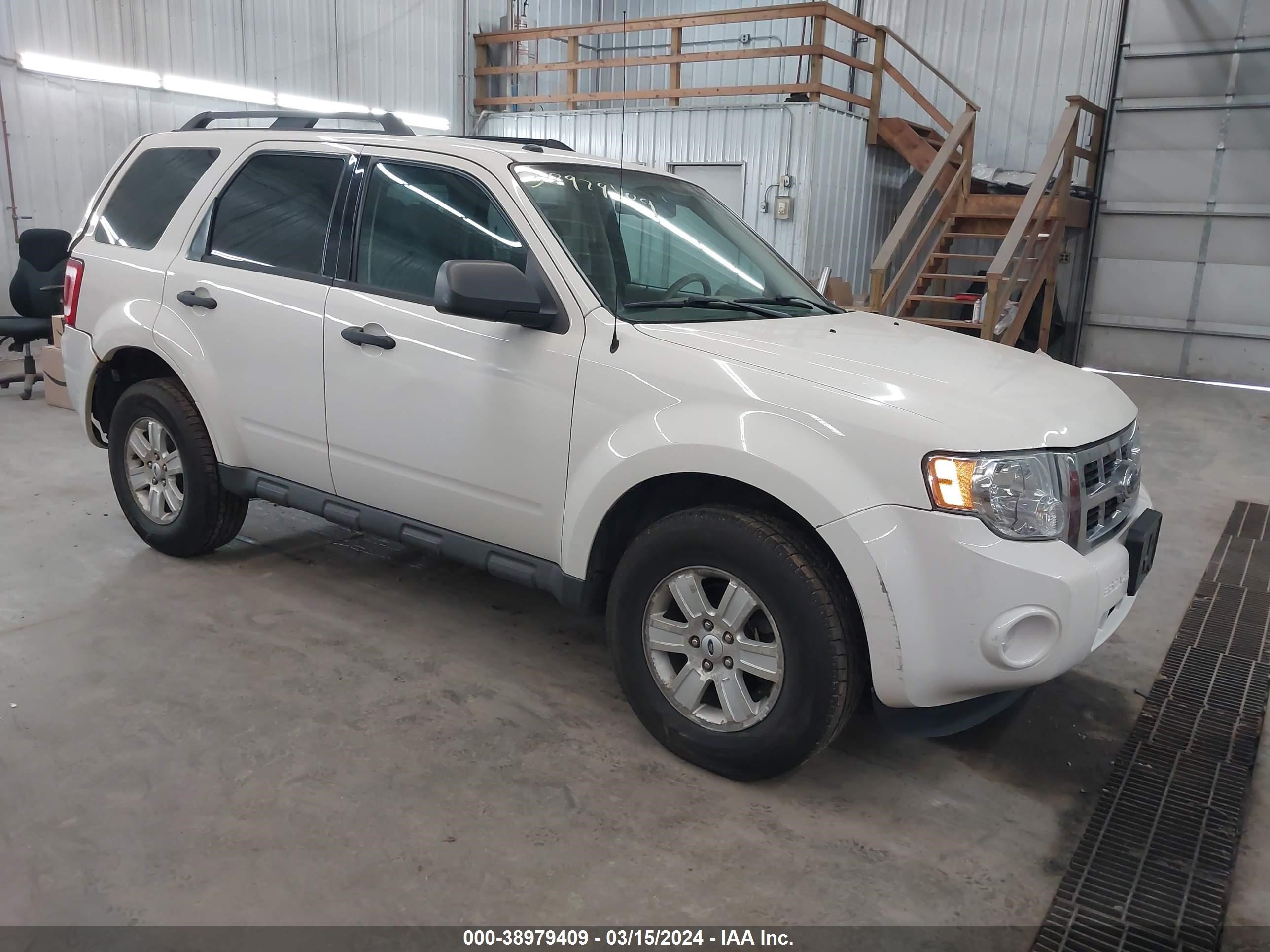 Photo 0 VIN: 1FMCU93G39KA81944 - FORD ESCAPE 