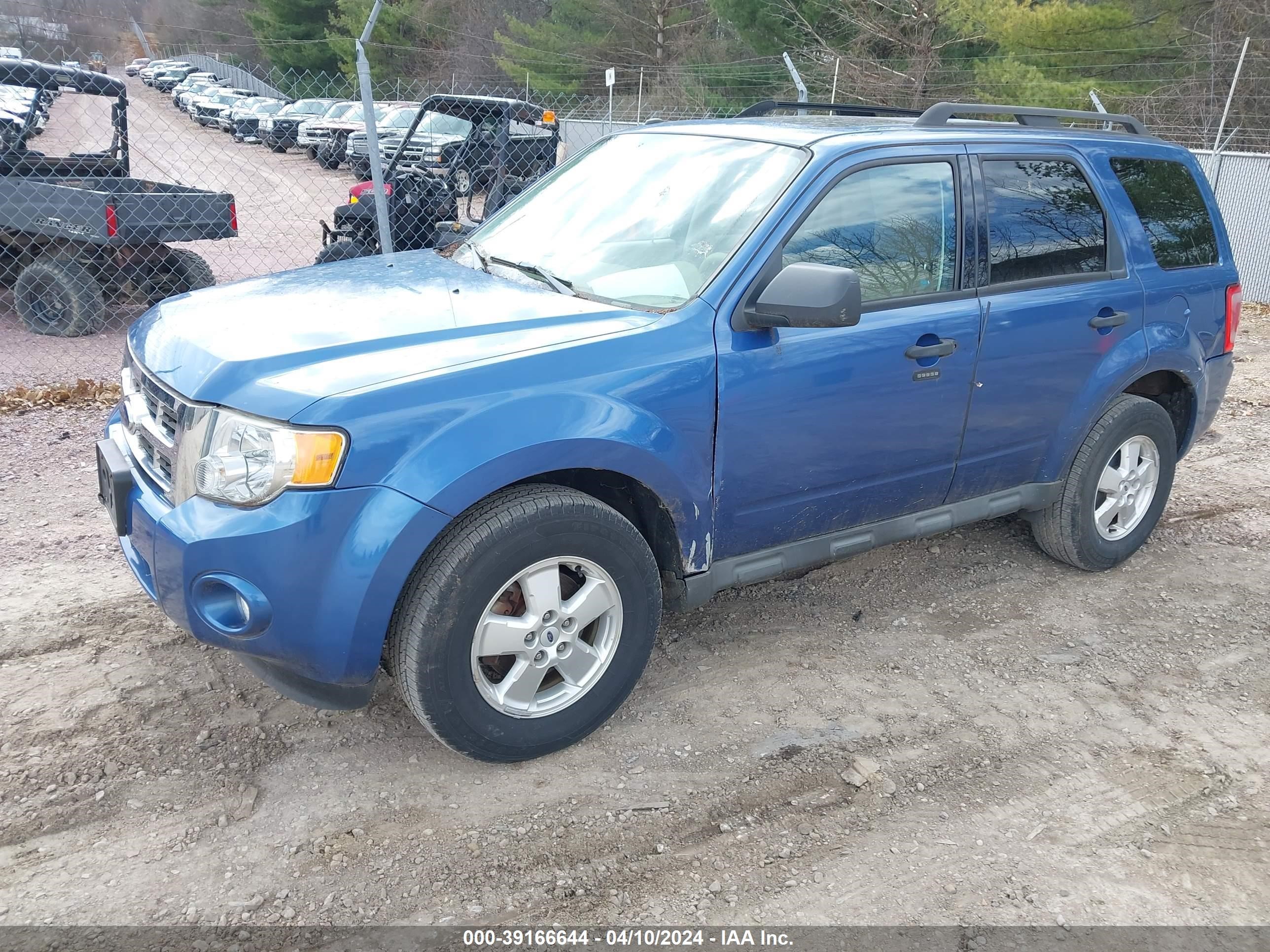 Photo 1 VIN: 1FMCU93G39KB63589 - FORD ESCAPE 