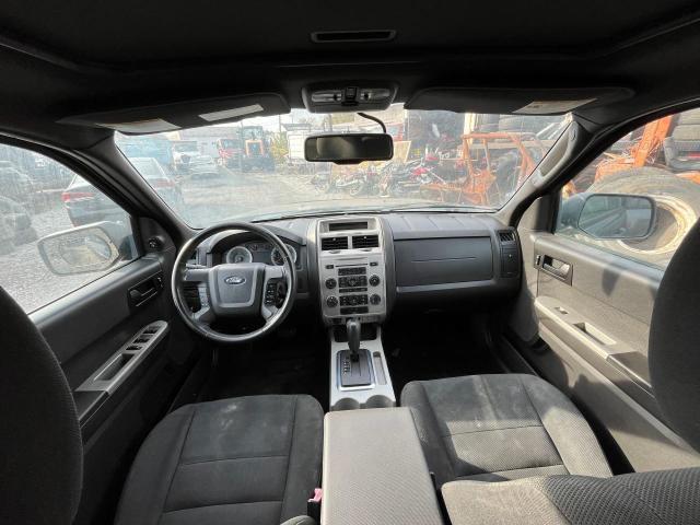 Photo 8 VIN: 1FMCU93G49KA19906 - FORD ESCAPE XLT 