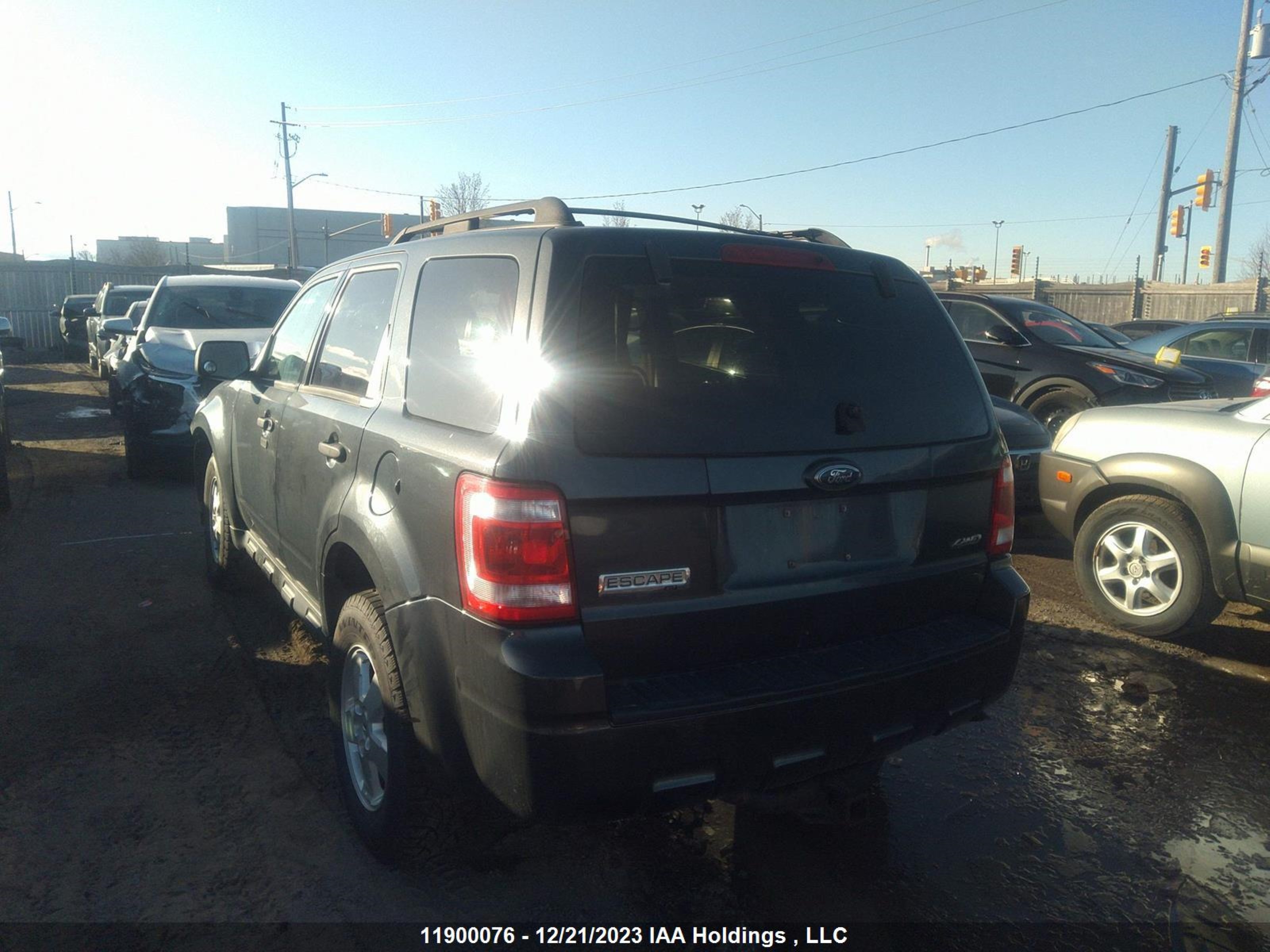 Photo 2 VIN: 1FMCU93G49KB46218 - FORD ESCAPE 