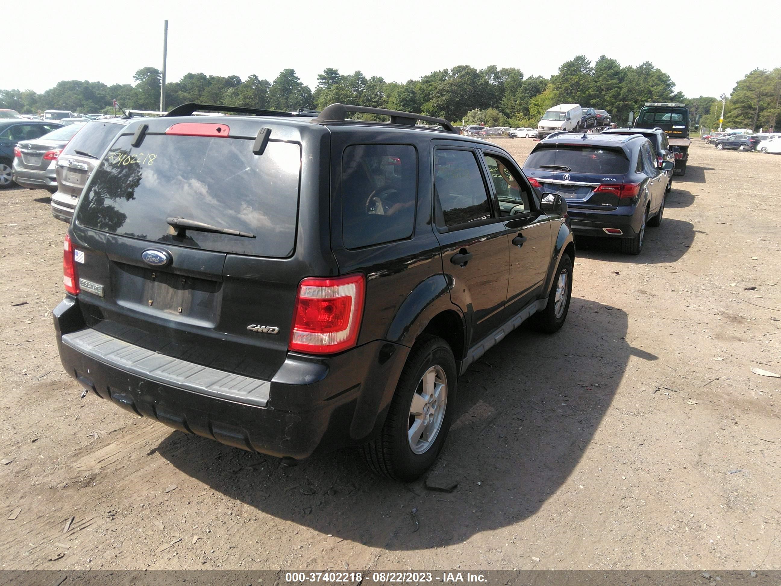 Photo 3 VIN: 1FMCU93G59KB54599 - FORD ESCAPE 