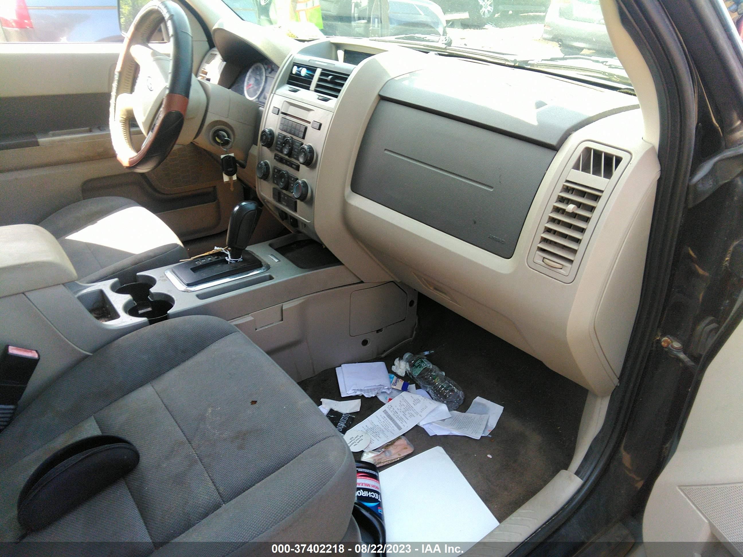 Photo 4 VIN: 1FMCU93G59KB54599 - FORD ESCAPE 