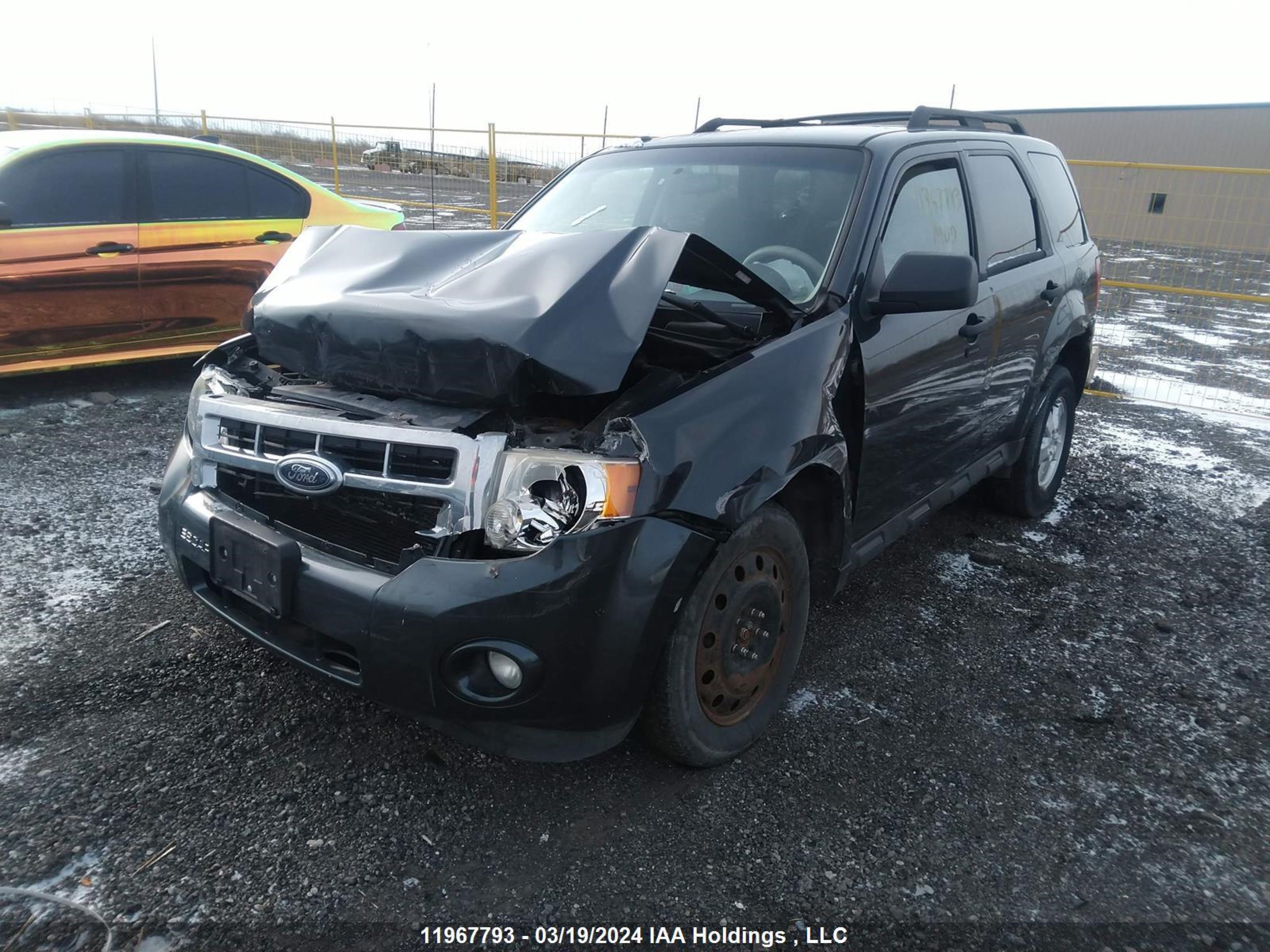 Photo 1 VIN: 1FMCU93G69KA04775 - FORD ESCAPE 