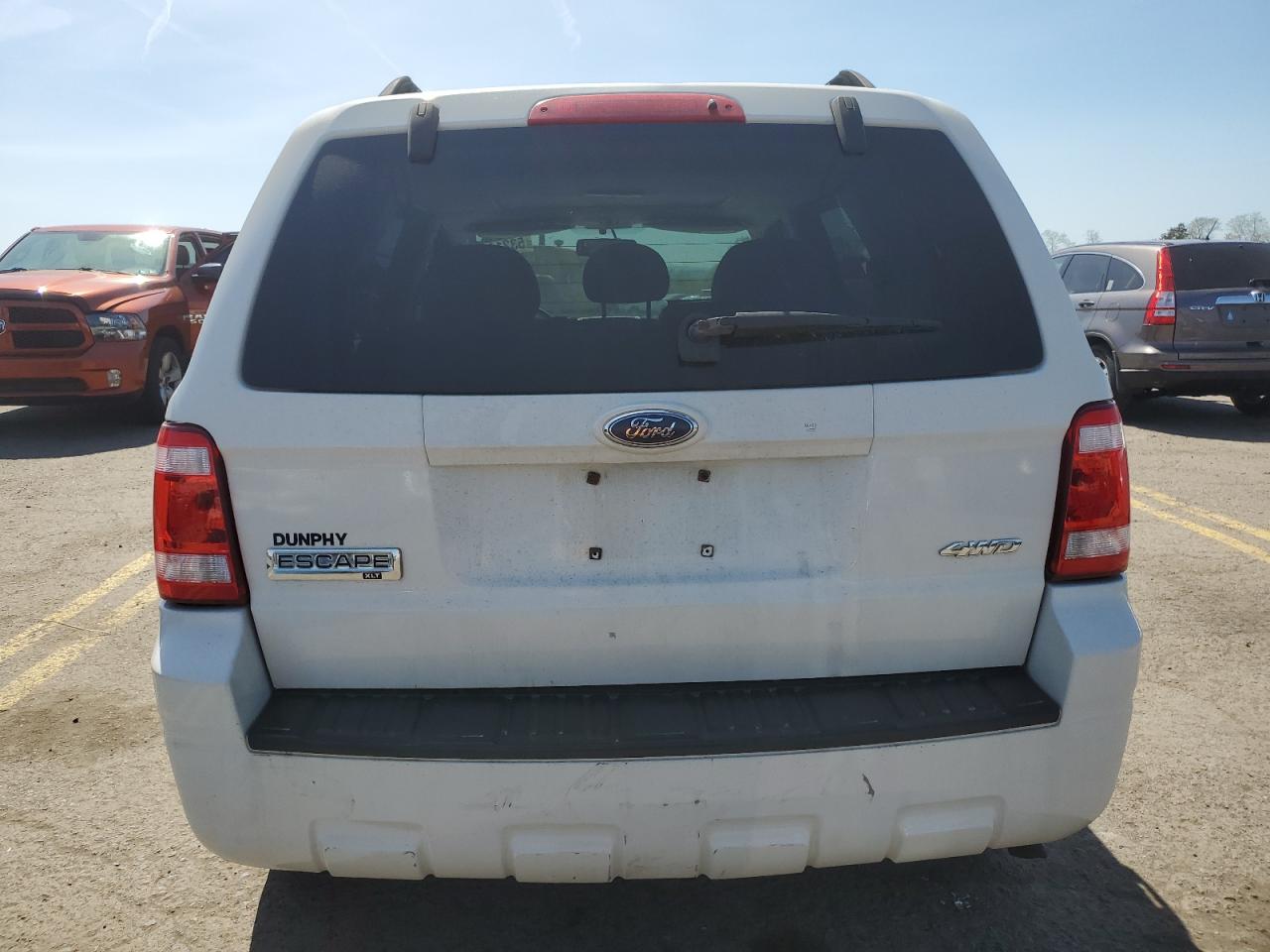 Photo 5 VIN: 1FMCU93G69KA13962 - FORD ESCAPE 