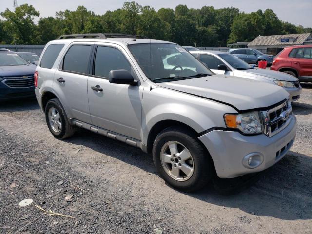 Photo 3 VIN: 1FMCU93G69KB14886 - FORD ESCAPE XLT 