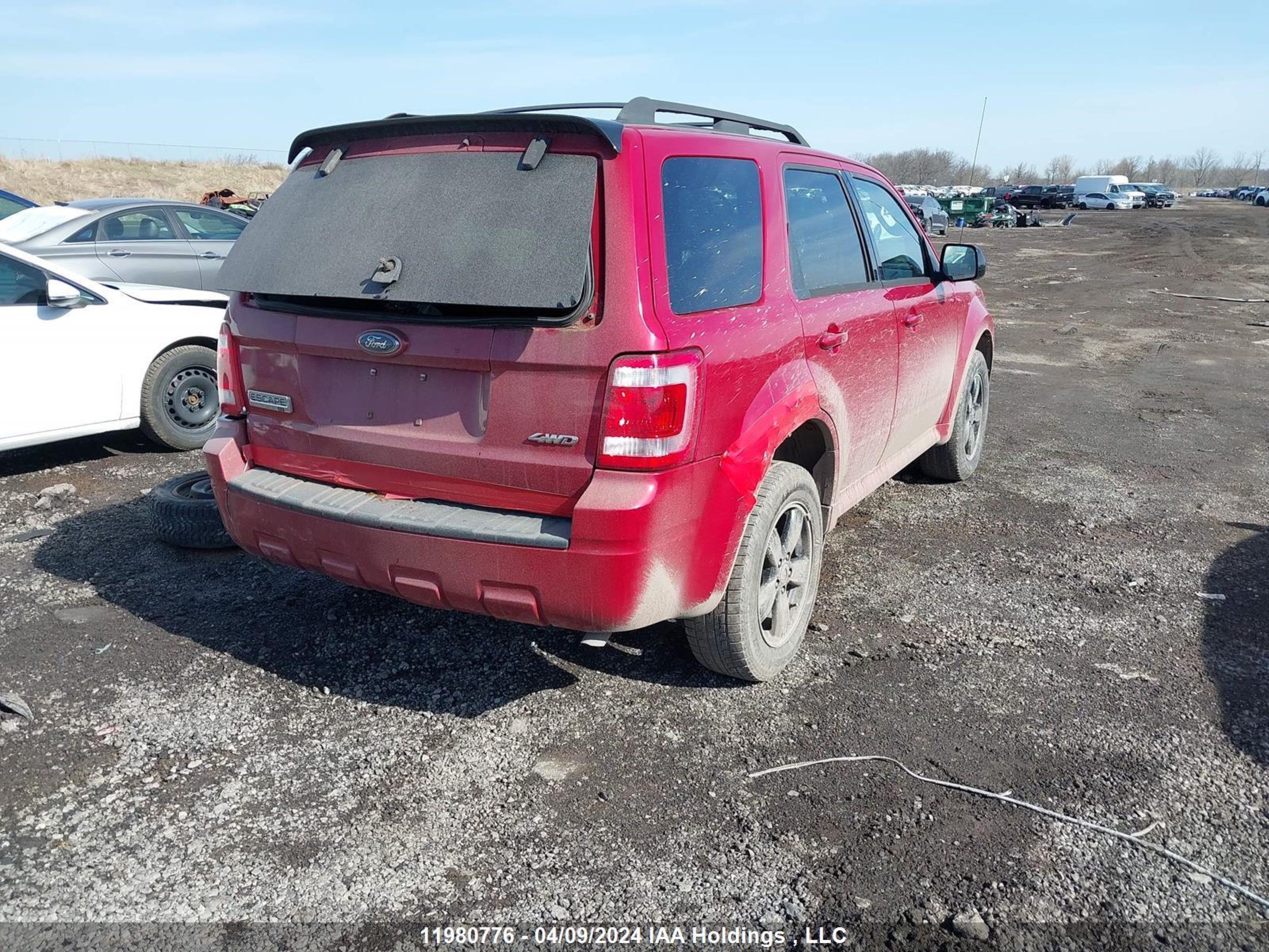 Photo 3 VIN: 1FMCU93G69KD13162 - FORD ESCAPE 