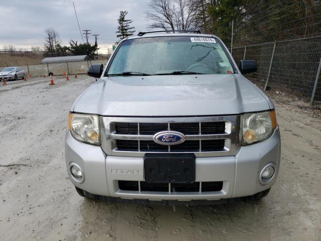 Photo 4 VIN: 1FMCU93Z08KB14138 - FORD ESCAPE 