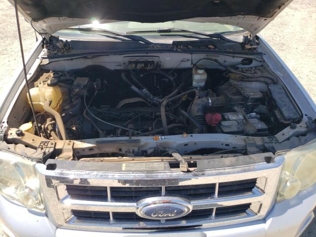 Photo 11 VIN: 1FMCU93Z18KA09589 - FORD ESCAPE 