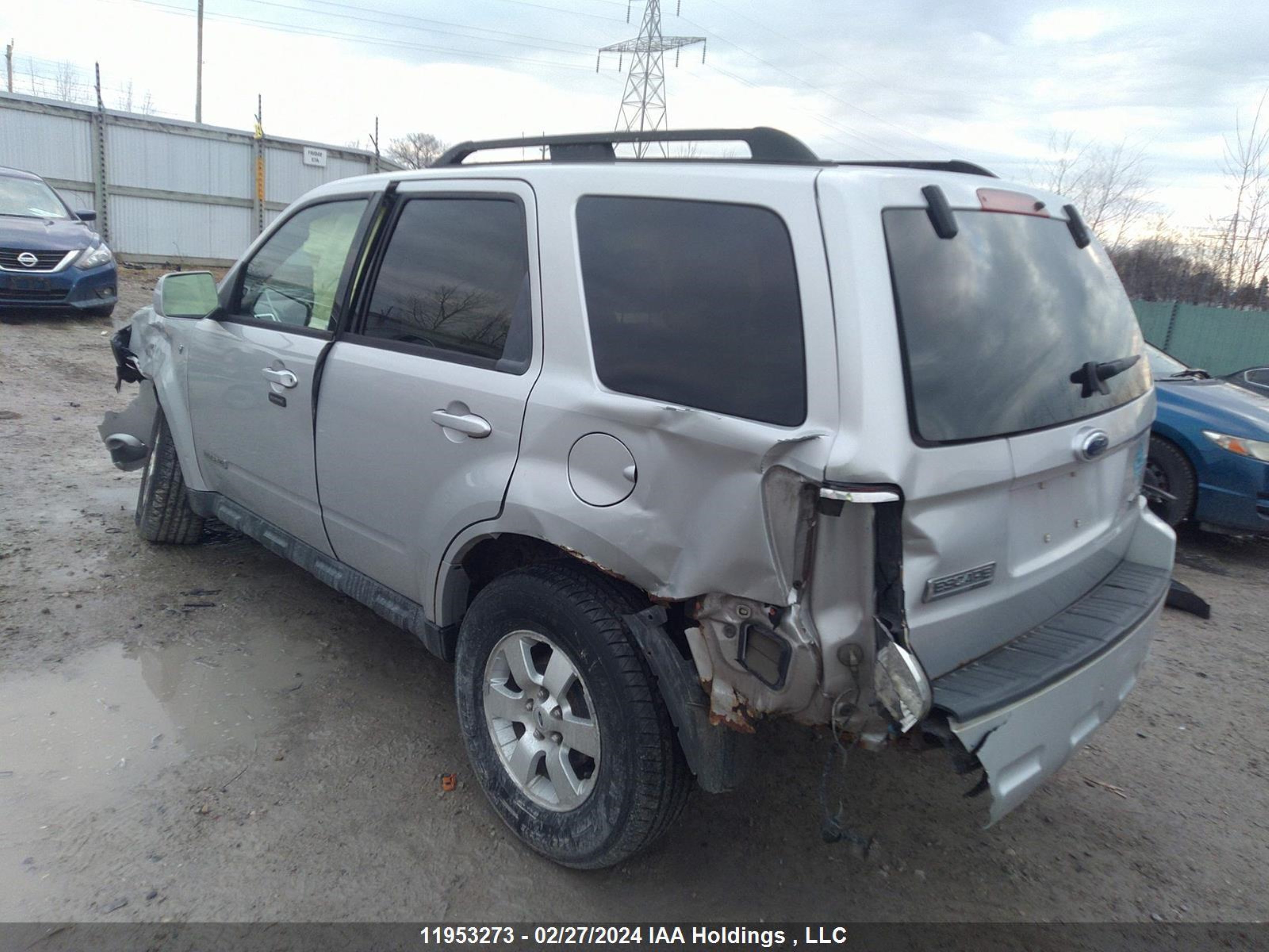 Photo 2 VIN: 1FMCU94108KA94854 - FORD ESCAPE 