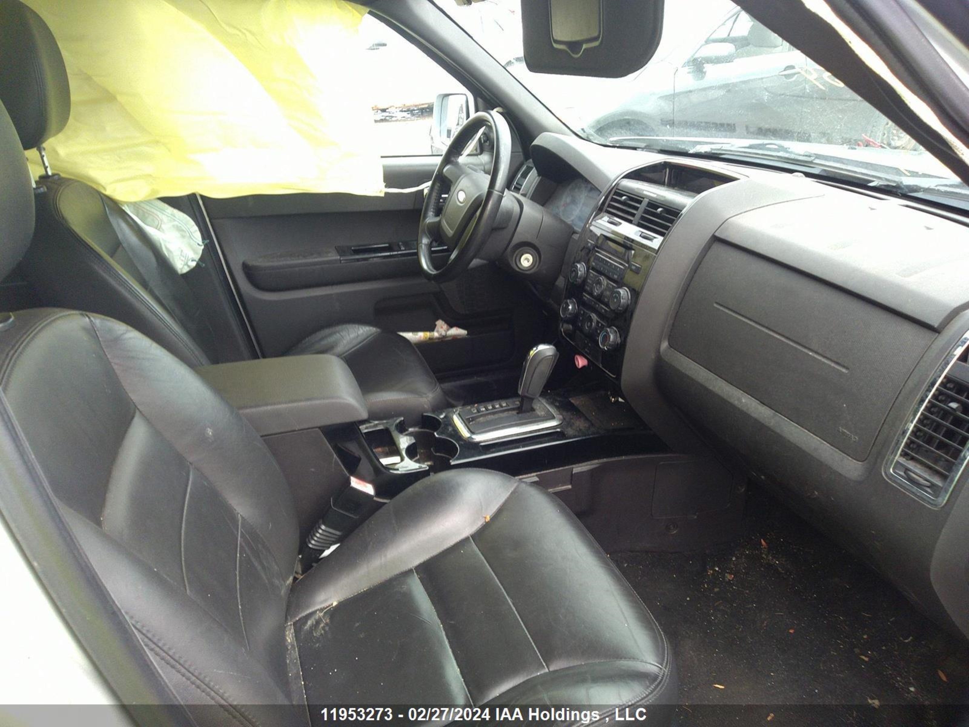 Photo 4 VIN: 1FMCU94108KA94854 - FORD ESCAPE 