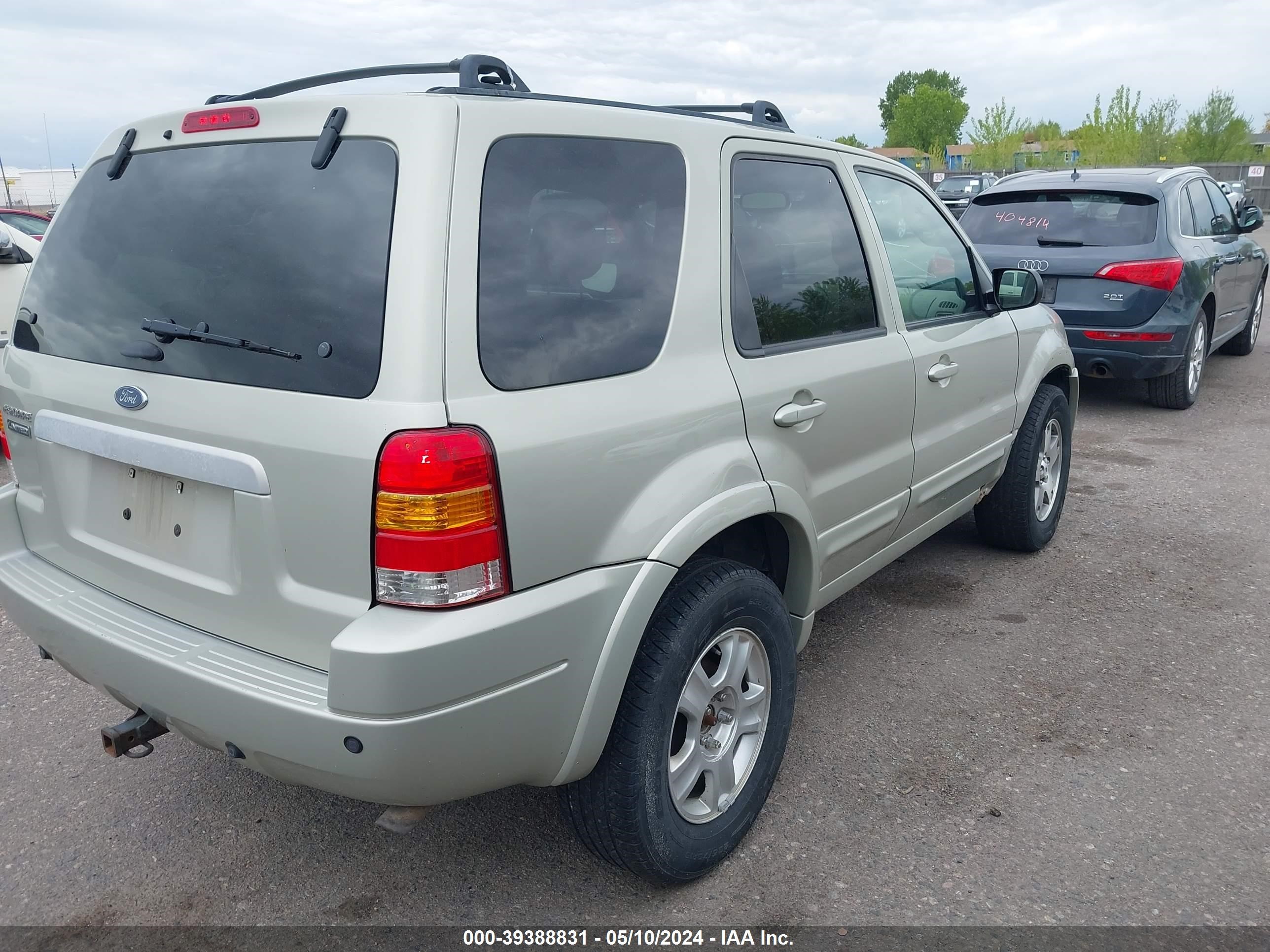 Photo 3 VIN: 1FMCU94114KB25491 - FORD ESCAPE 