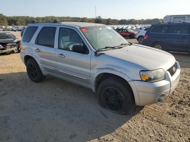 Photo 3 VIN: 1FMCU94117KC07189 - FORD ESCAPE LIM 