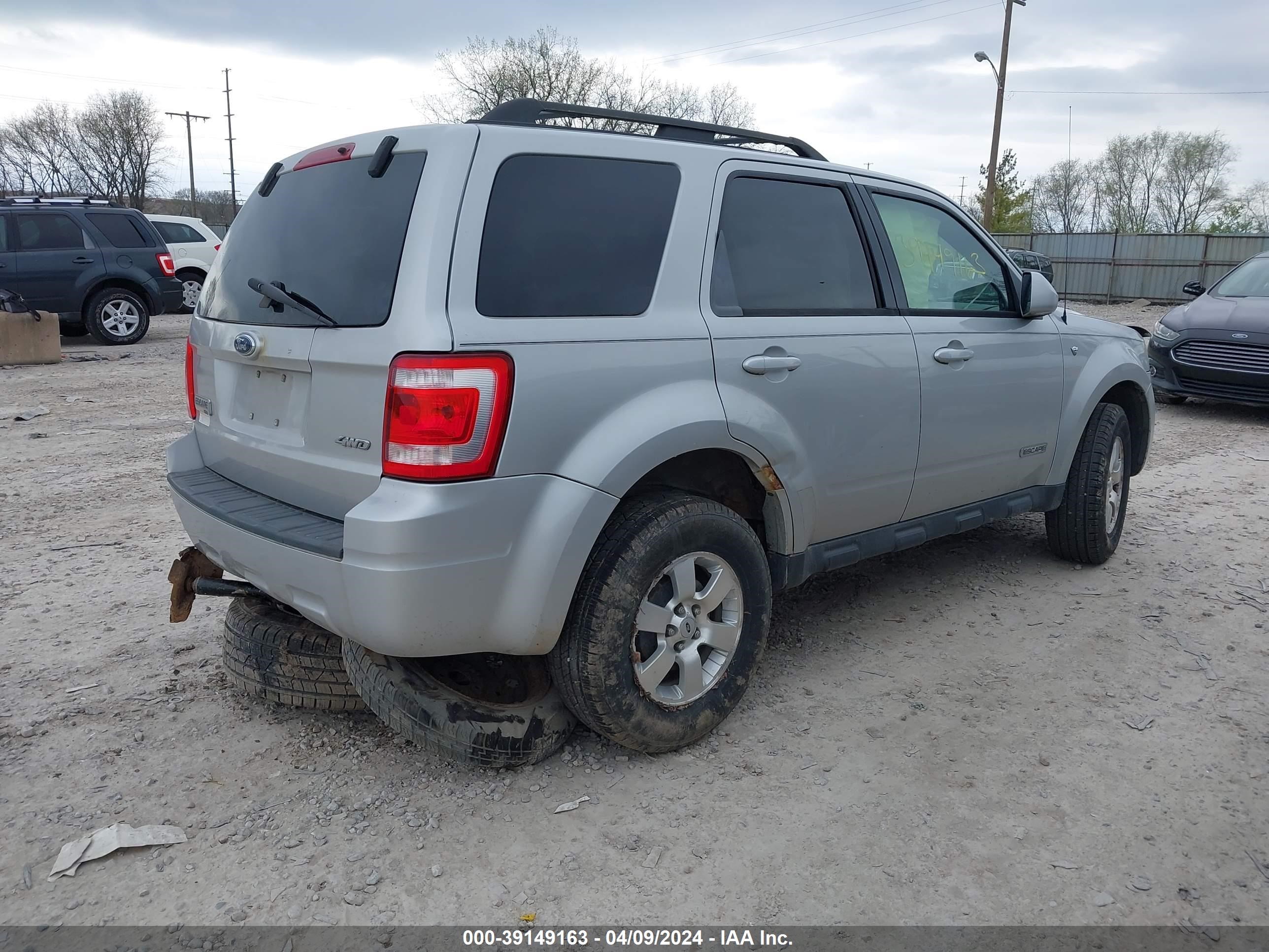 Photo 3 VIN: 1FMCU94118KC32370 - FORD ESCAPE 