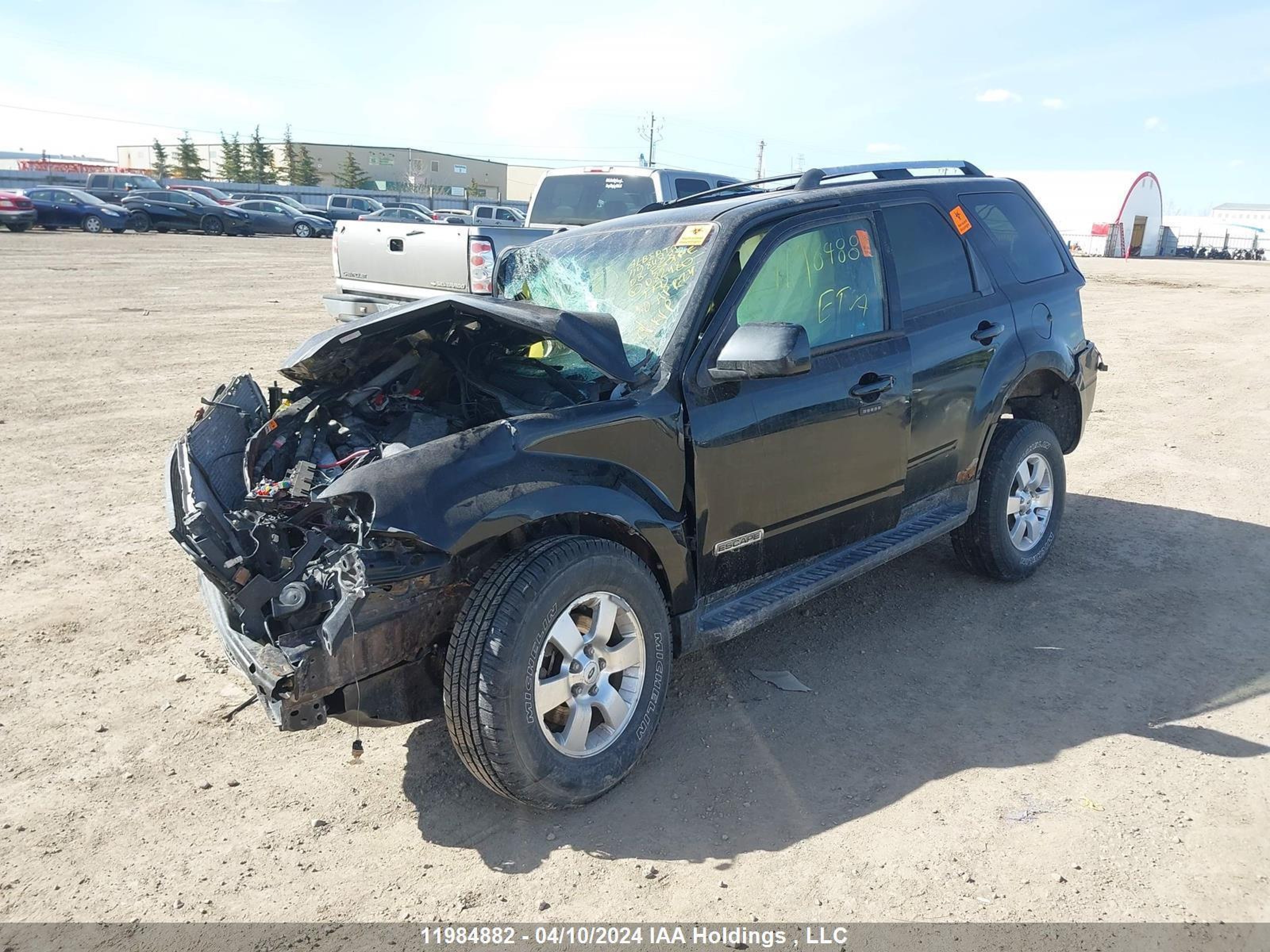 Photo 1 VIN: 1FMCU94118KD82480 - FORD ESCAPE 