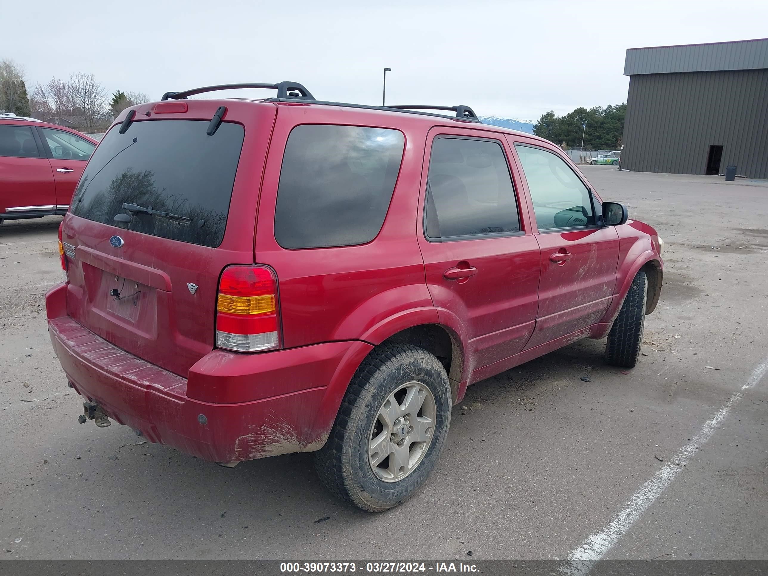 Photo 3 VIN: 1FMCU94136KA85739 - FORD ESCAPE 