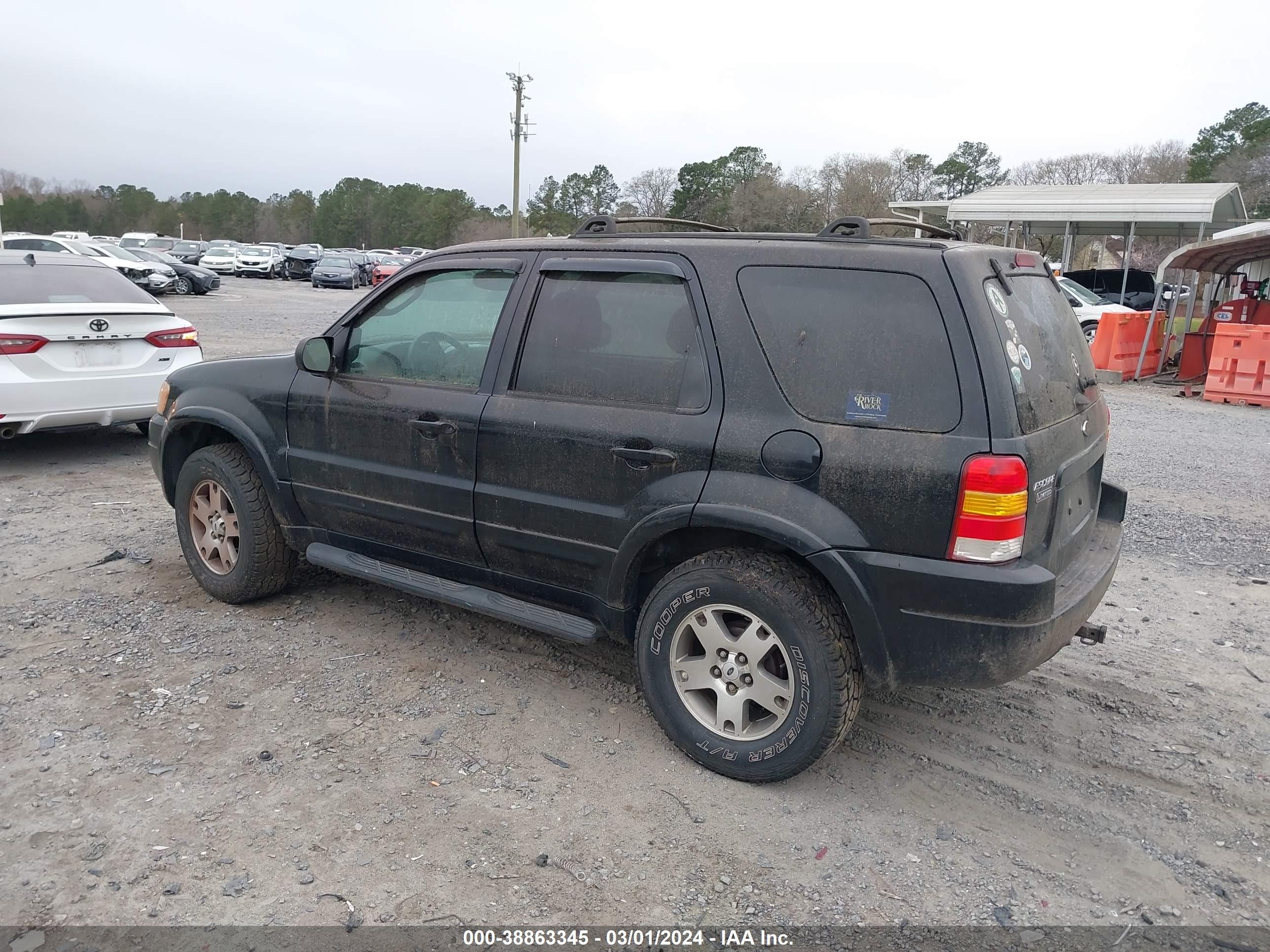 Photo 2 VIN: 1FMCU94143KE19210 - FORD ESCAPE 