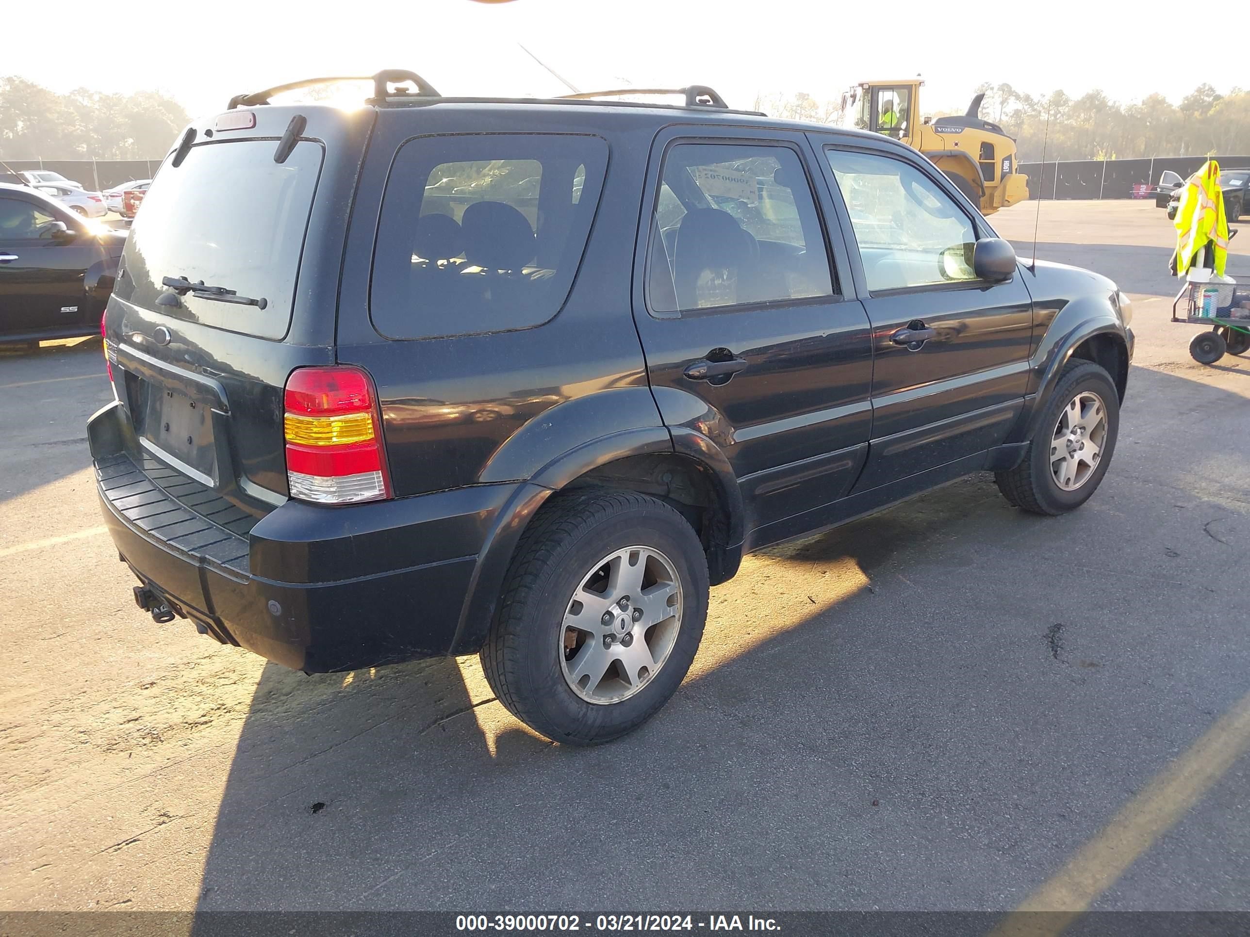 Photo 3 VIN: 1FMCU94145KB08542 - FORD ESCAPE 