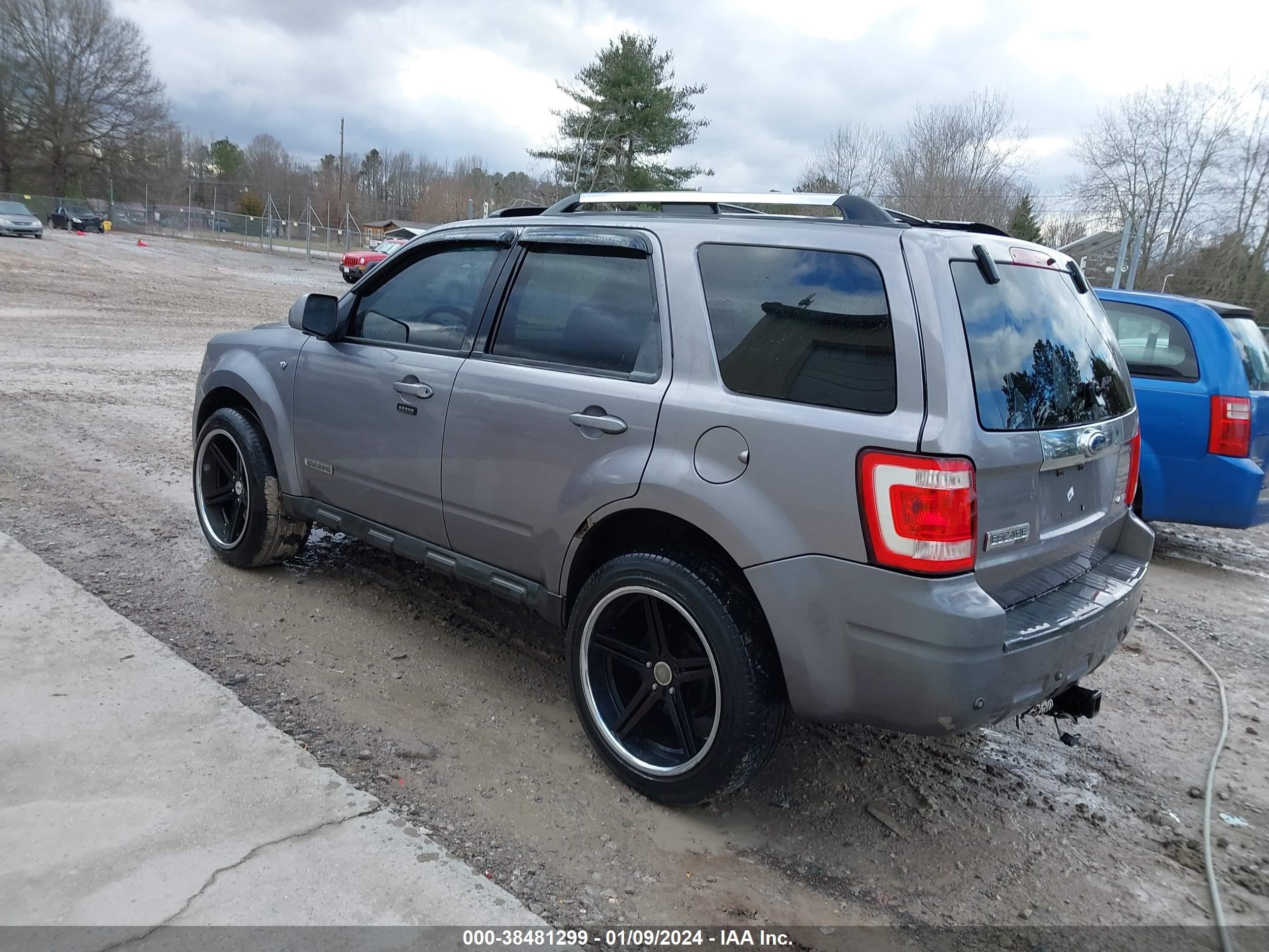 Photo 2 VIN: 1FMCU94158KB26259 - FORD ESCAPE 