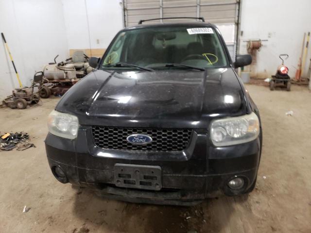 Photo 4 VIN: 1FMCU94195KA83427 - FORD ESCAPE LIM 